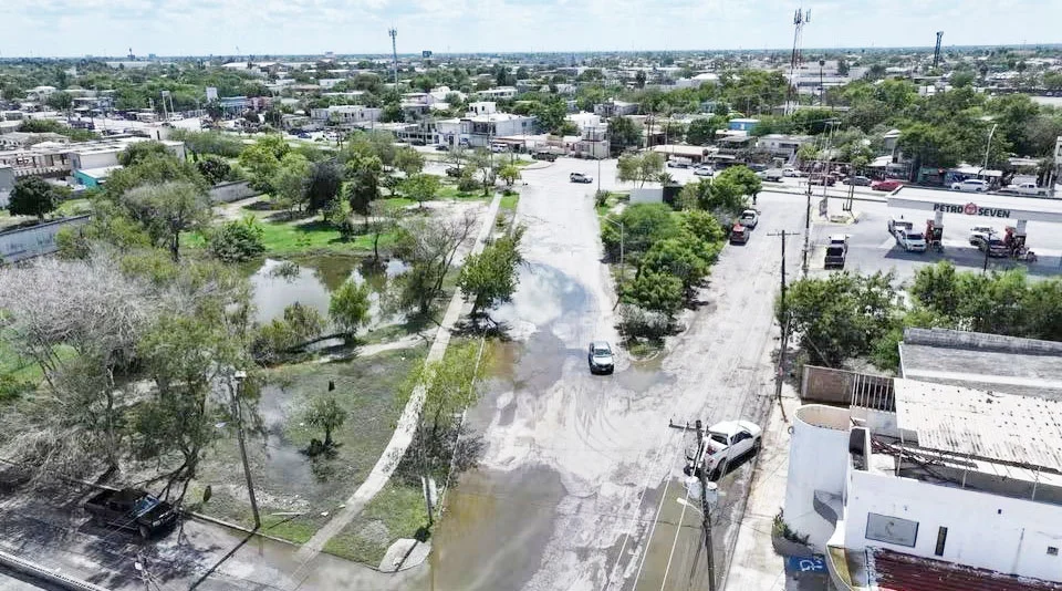 beto-granados-matamoros-desague Trabajos de desagüe y prevención supervisados por Beto Granados en Matamoros.