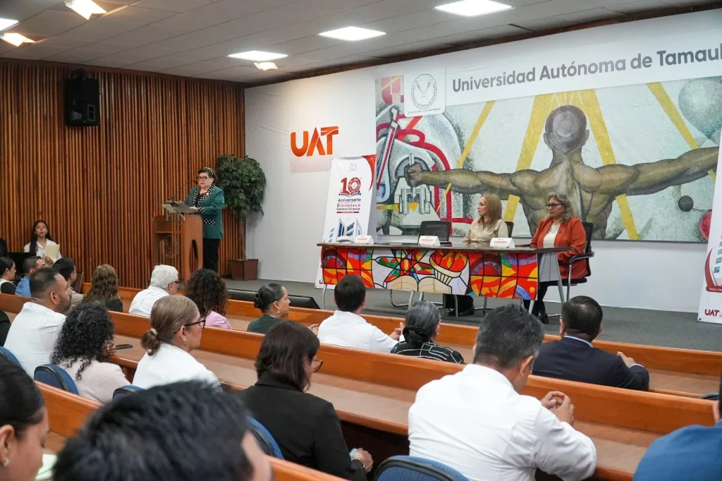 Celebra UAT el décimo aniversario de la Biblioteca Central Victoria con jornada académica 1 Celebra UAT el décimo aniversario de la Biblioteca Central Victoria con jornada académica