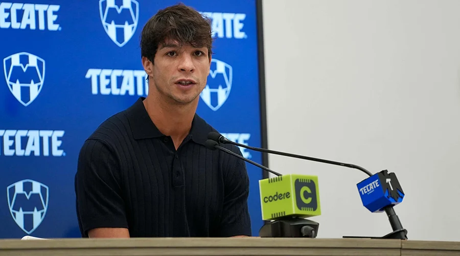campeonato-oliver-torres Óliver Torres, mediocampista de Rayados, no se quiere ir del Monterrey sin ser campeón, a sabiendas que el proceso que hoy vive el equipo con Matías Almeyda necesita tiempo, pero se exigen el título inmediato