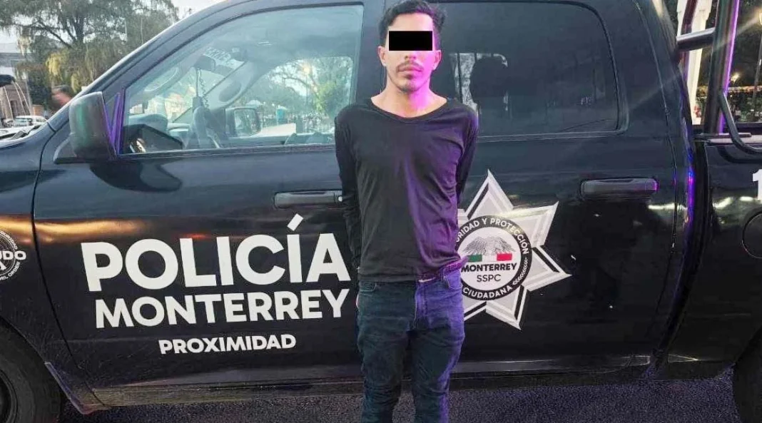carteristas caen Operativo de vigilancia e intervención policial tras detectar a carteristas en Monterrey.