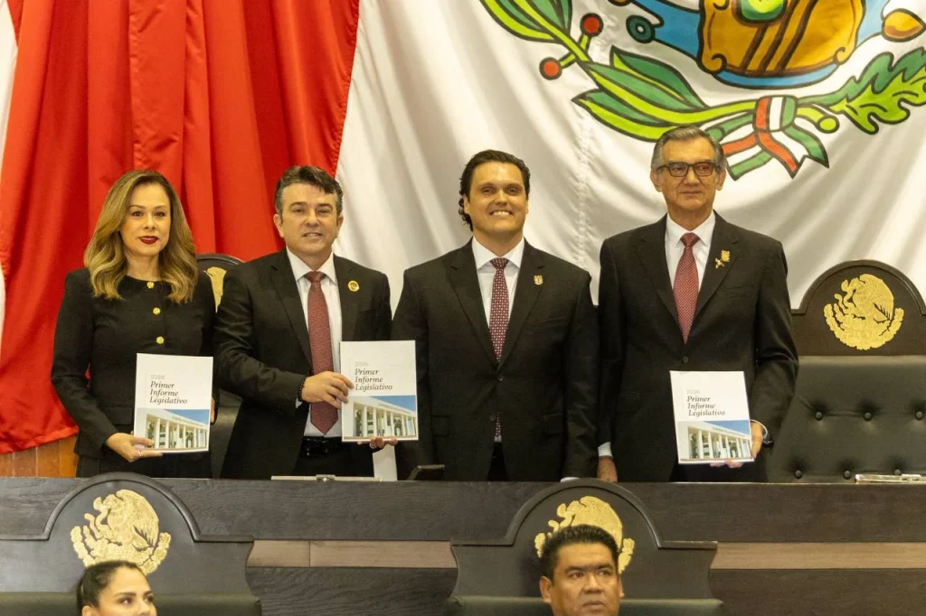 Hace historia el Congreso de Tamaulipas con su primer informe público de labores 1 Hace historia el Congreso de Tamaulipas con su primer informe público de labores