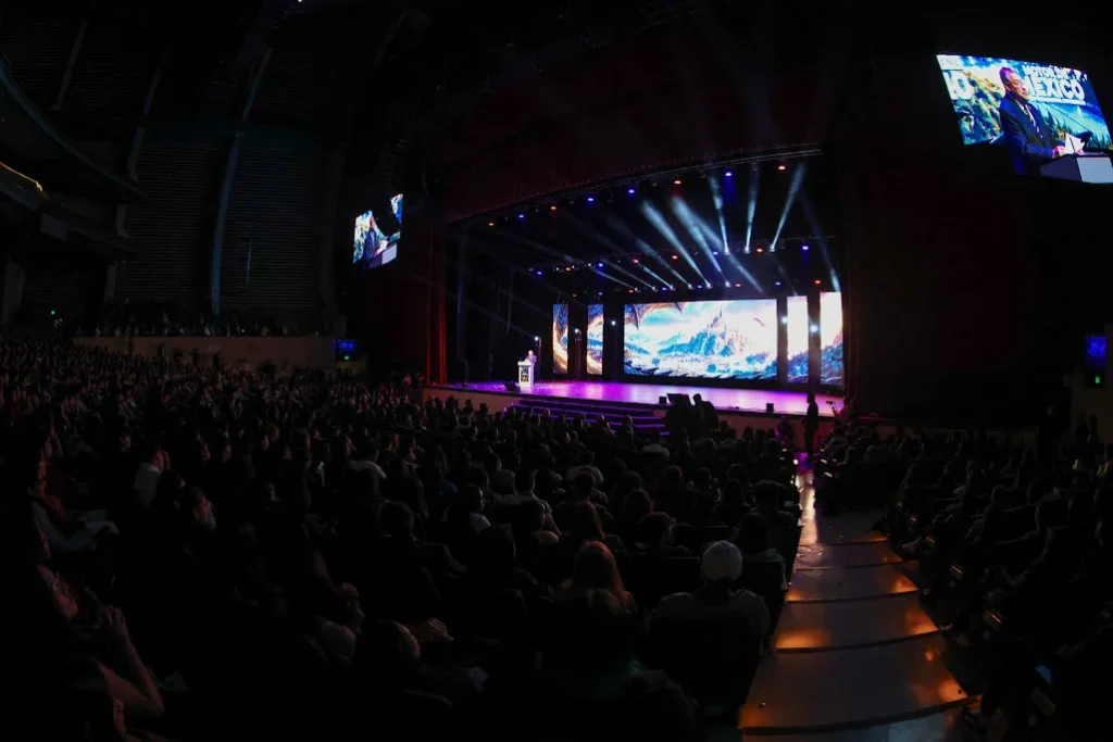 Motor de México 2026 inspira a univesitarios a superarse y ser mejores 7 congreso nacional universitario 07