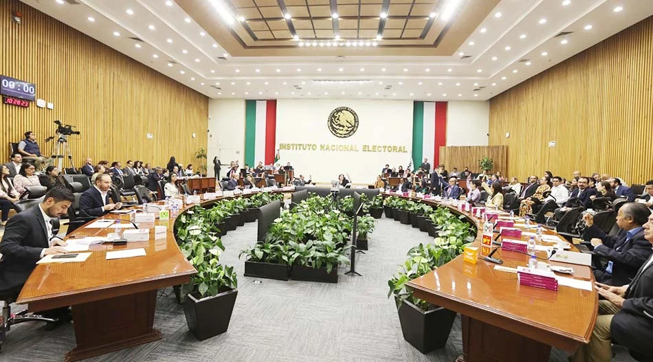 consejeros-del-ine-relevo Los consejeros del INE sesionan para definir el relevo de la presidencia del instituto.