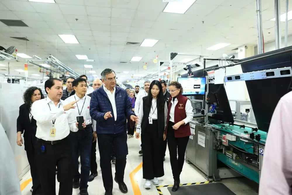 crecimiento-industrial-en-tamaulipas Gráfica y sector productivo que refleja el crecimiento industrial en Tamaulipas