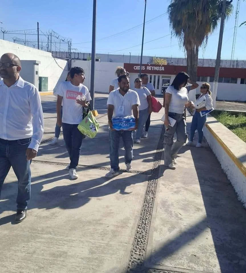 Realiza CREO Reynosa jornada de prevención del VIH en el CEDES 2 La asociación CREO Reynosa imparte una charla sobre prevención y detección del VIH.
