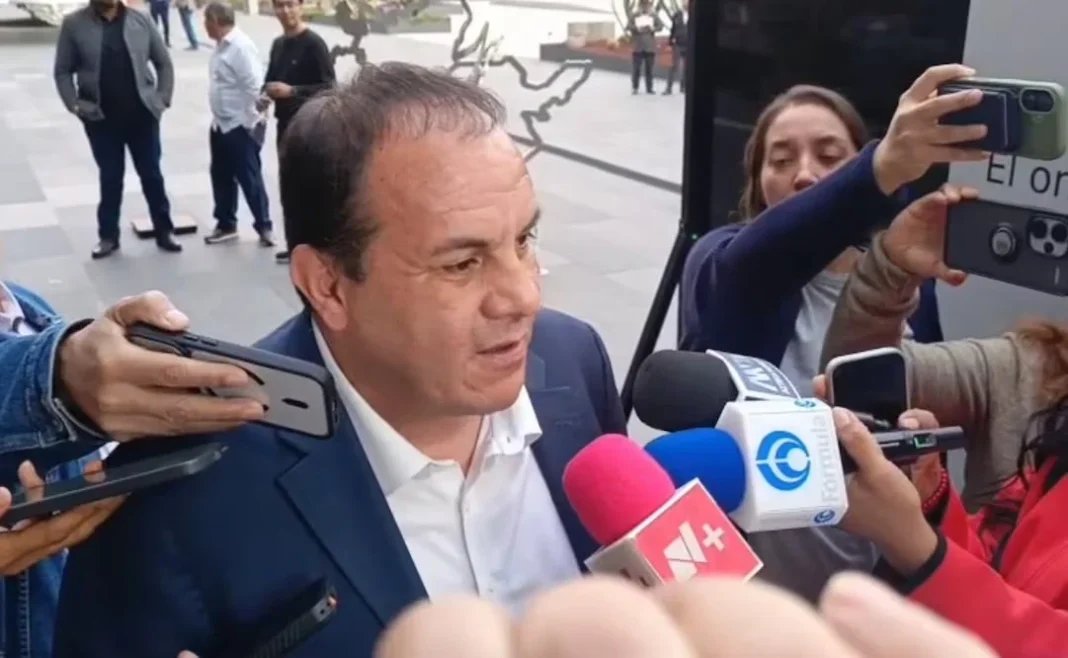 cuauhtemoc-blanco-declaraciones-diputados El diputado Cuauhtémoc Blanco en conferencia sobre la presunta detencion de su esposa.