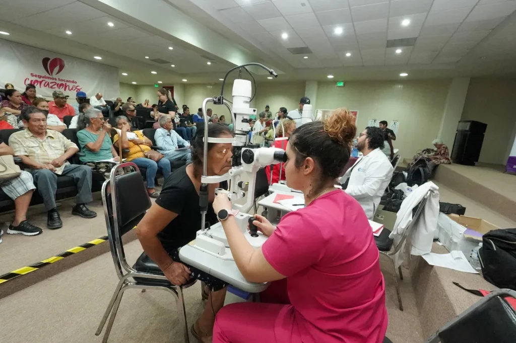 Carmen Lilia realiza campaña de salud visual en Nuevo Laredo 2 d6f58bf9 fbec 4411 90e1 9ade8c1ed4cc