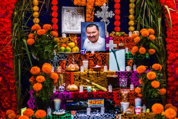 Reconoce David de la Peña a estudiantes en concurso de Altares de Muertos 2026 6 Reconoce David de la Peña a estudiantes en concurso de Altares de Muertos 2026