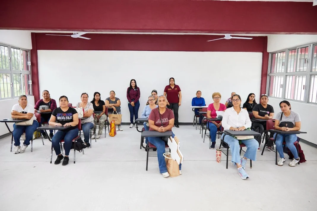 diaz-ordaz-autoempleo Díaz Ordaz fomenta el autoempleo con elaboración de coronas