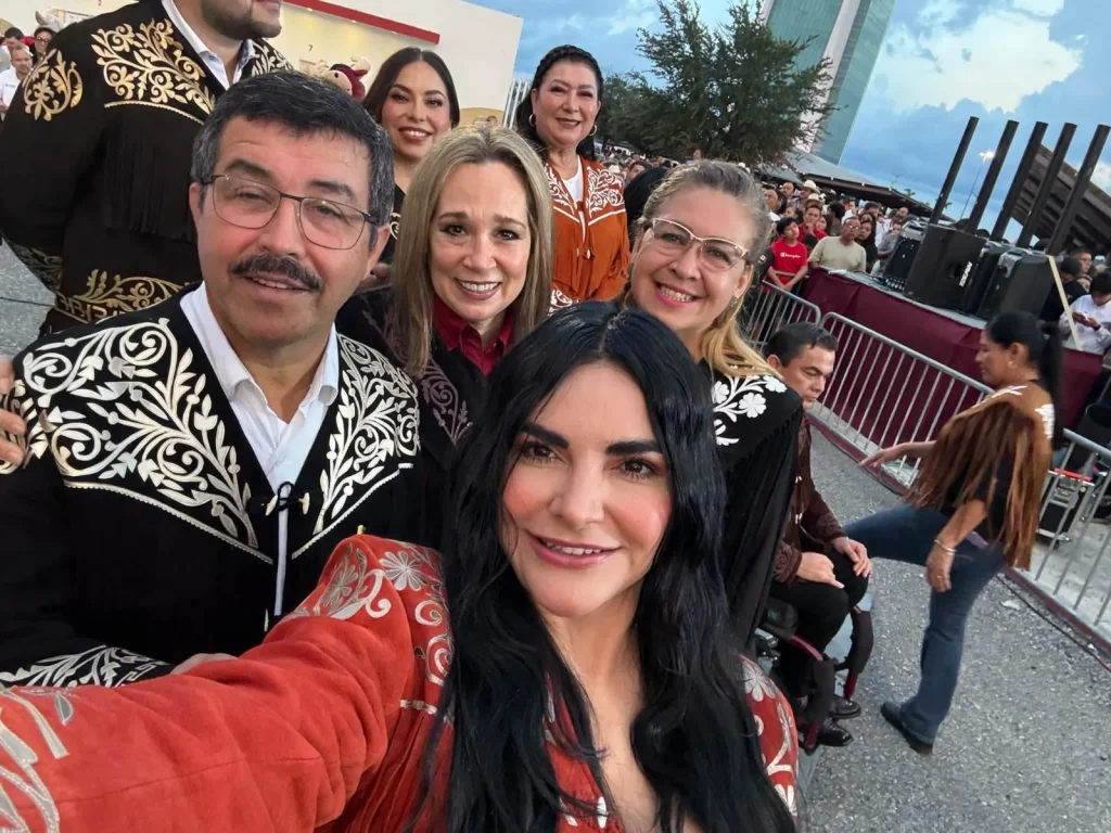 Recibe Díaz Ordaz reconocimiento por participación en Festival de Tamaulipas 1 Recibe Díaz Ordaz reconocimiento por participación en Festival de Tamaulipas
