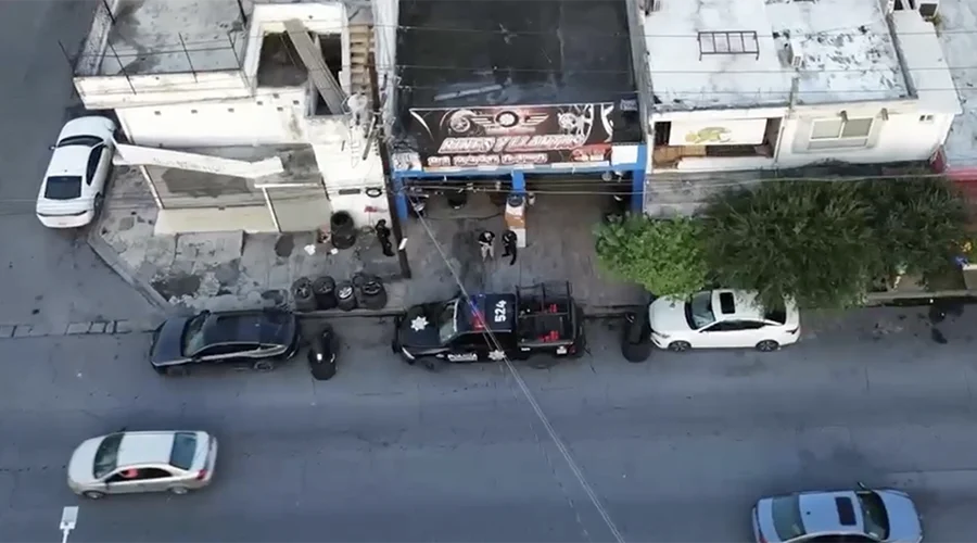 drones-de-vigilancia-monterrey Elementos policiales apoyados por drones de vigilancia durante operativo en Monterrey