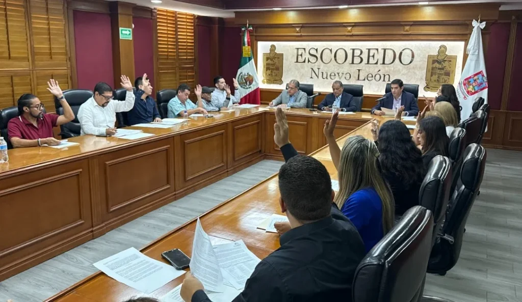 Pide Canales licencia para contender en proceso de Escobedo 1 Pide Canales licencia para contender en proceso de Escobedo