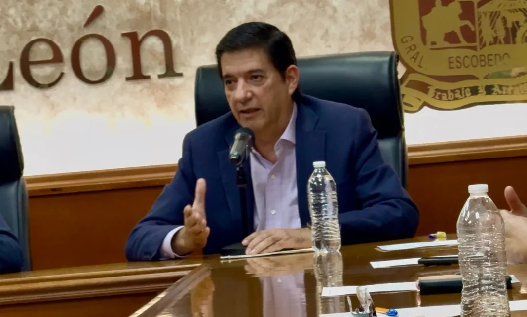escobedo-canales-3 Pide Canales licencia para contender en proceso de Escobedo