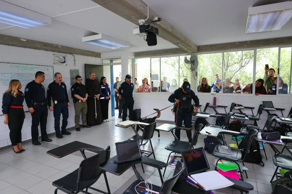 Refuerza San Pedro prevención con Operativo Escuela Segura 4 escuela segura san pedro 5