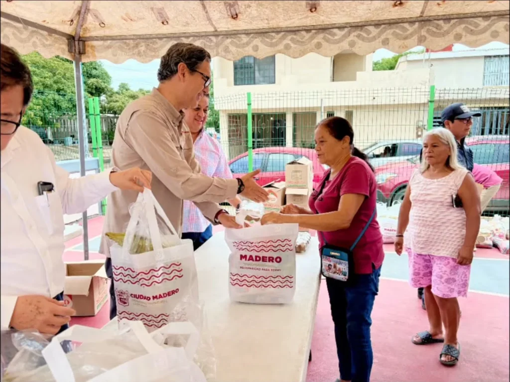 Acerca gobierno de Ciudad Madero servicios y apoyos a las familias con Gobierno en tu colonia 3 fb8ae48a ea1d 4551 974a 4bcae797ac07