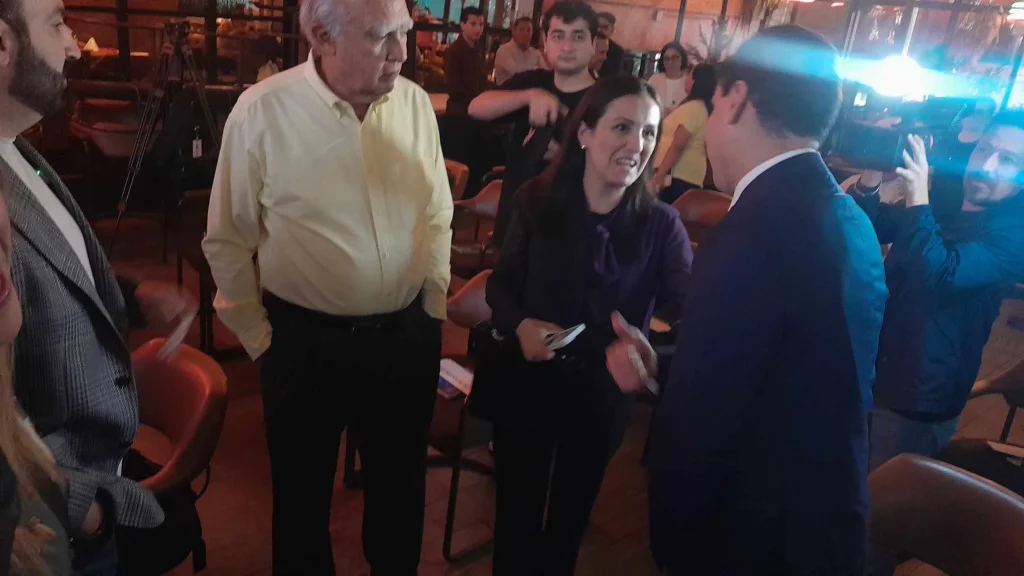 Pide Canales unidad para deponer a Morena; recuerda el “Sí se puede” 1 Fernando Canales llama a la unidad ciudadana y política en Nuevo León