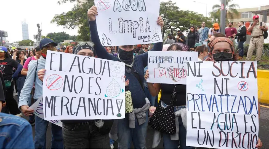 Liberan a 18 de 39 detenidos tras protesta en Jalisco 2 gadalajara protesta