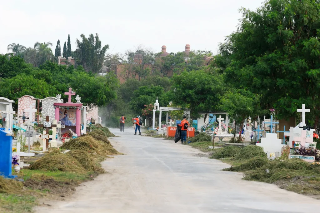 Despliegan en Guadalupe operativo de limpieza en panteones 1 Despliegan en Guadalupe operativo de limpieza en panteones