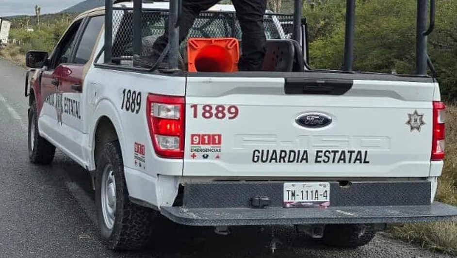 Muere elemento de la Guardia Estatal en carretera de Tamaulipas 1 Unidades de la Guardia Estatal resguardando un tramo carretero en Tamaulipas.
