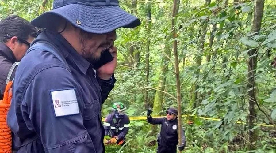 huachinango-sin-confirmar La Comisión Federal de Electricidad (CFE) precisó que las autoridades no han confirmado la identidad de los cuerpos encontrados en Huauchinango, Puebla, en relación con el presunto hallazgo de trabajadores electricistas.