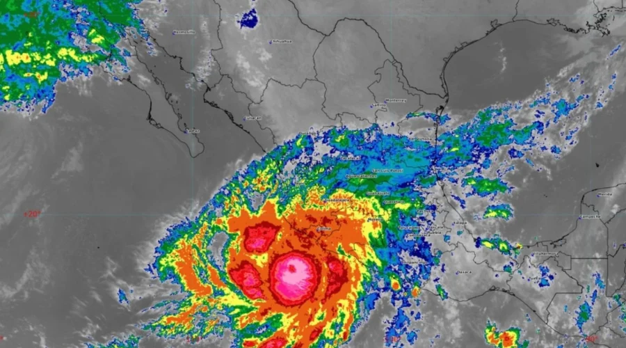 huracan-simon-lluvias-fuertes