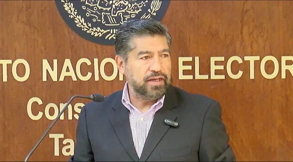 Necesitará el INE 45 mil personas, para integrar cinco mil casillas 1 Personal capacitador organizando mesas directivas para el INE Tamaulipas casillas