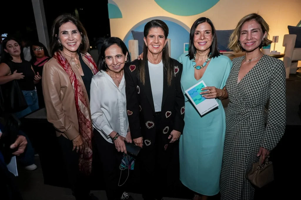 Las mujeres estamos llamadas a dejar huella: Martha Herrera 1 Las mujeres estamos llamadas a dejar huella: Martha Herrera