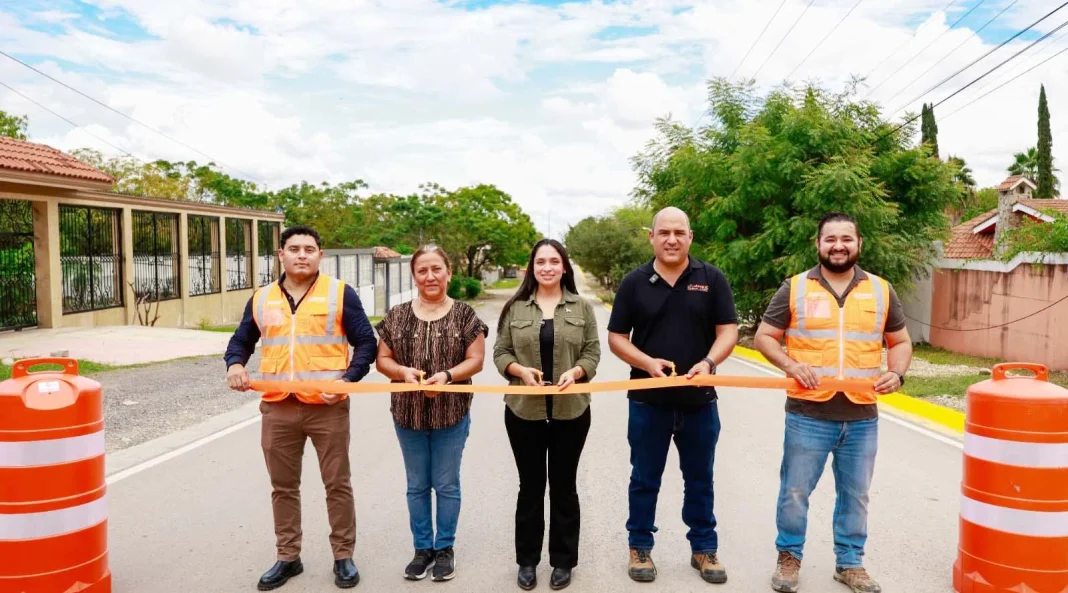 monica-oyervides-inauguracion-avenida Mónica Oyervides encabeza la entrega de una nueva obra vial en Juárez.