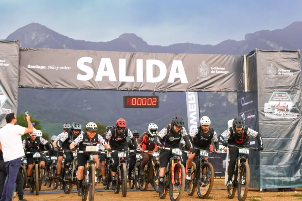 Participa David de la Peña en la carrera Montañas Mágicas 2026 5 montanas magicas 2026 6