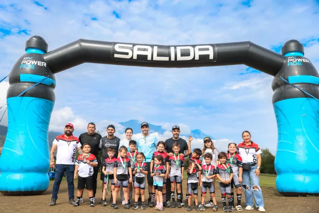 Participa David de la Peña en la carrera Montañas Mágicas 2026 8 montanas magicas 2026 9