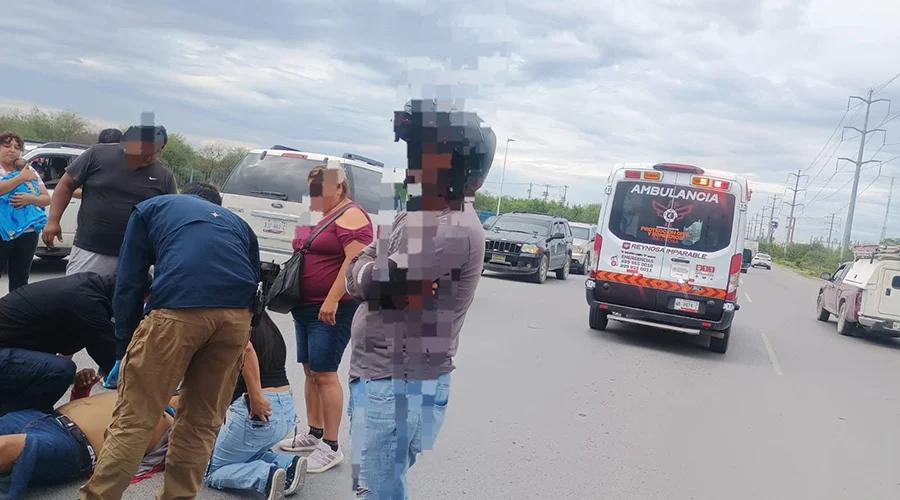 motociclista-resulta-lesionado-tras-ser-arrollado-en-la-reynosa-san-fernando Un motociclista resultó lesionado luego de ser derribado por un vehículo cuando circulaba por la carretera Reynosa-San Fernando, al sur de la ciudad.