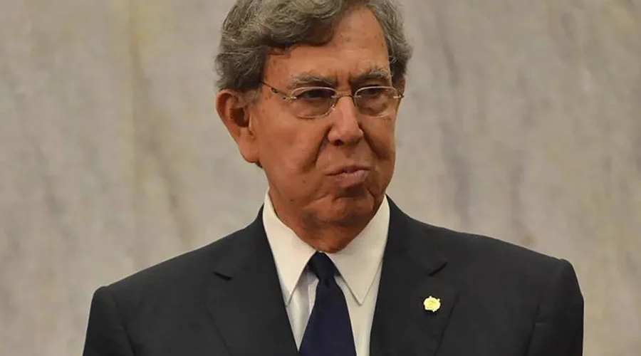 Muere Cuauhtémoc Cárdenas Solórzano a los 92 años 1 Reporte sobre el momento en que muere Cuauhtémoc Cárdenas Solórzano a los 92 años.