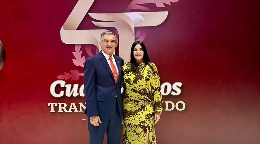 nataly-garcia-acompana-americo-villarreal Nataly García acompaña a Américo Villarreal en su Cuarto Informe de Gobierno en Tamaulipas.