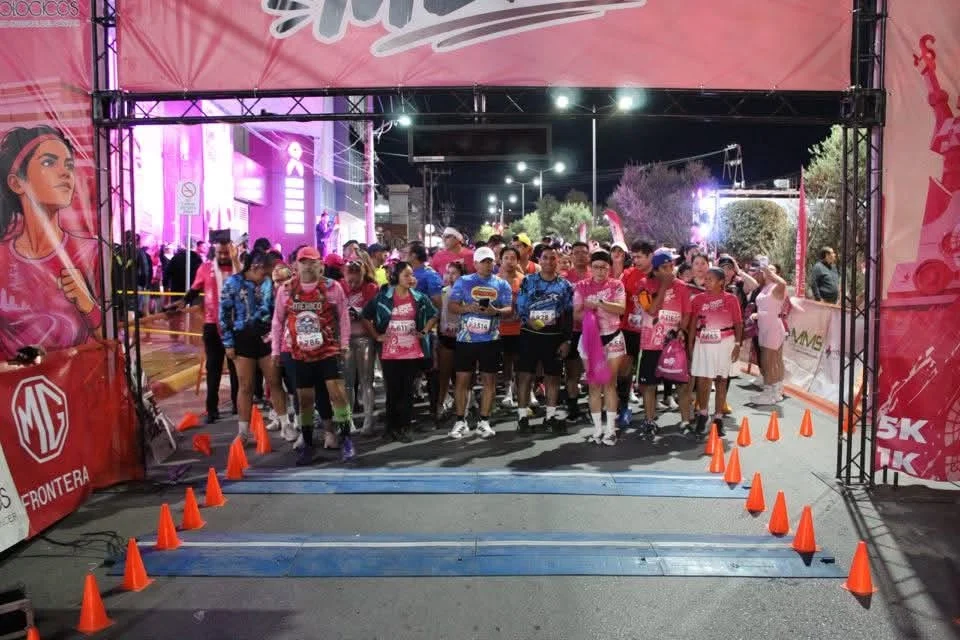 Onco 5K reúne a más de 1,500 corredores en su séptima edición 1 Participantes de la carrera Onco 5K reunidos en Reynosa durante la septima edicion.