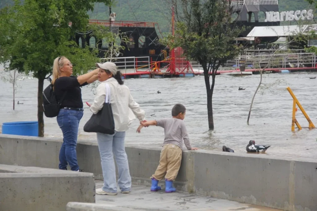 Presa La Boca está "al tope" por recientes lluvias (FOTOGALERÍA) 4 presa la boca lluvias 3