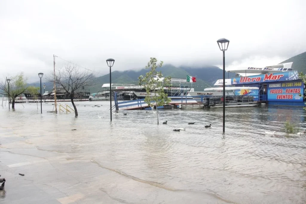 Presa La Boca está "al tope" por recientes lluvias (FOTOGALERÍA) 7 presa la boca lluvias 8
