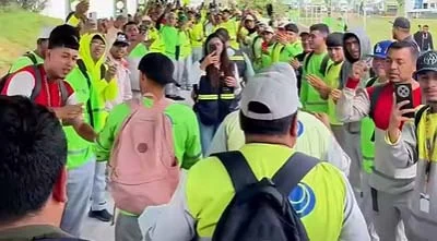 red-ambiental-reconoce-empleados-rescate 4 Empleados de Red Ambiental son reconocidos tras rescatar a un hombre en Monterrey.