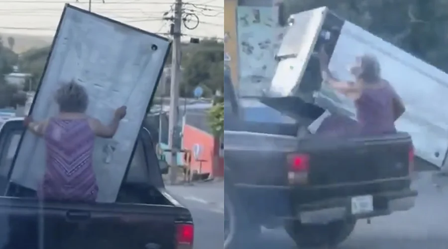 refrigerador-en-camioneta-caida Abuelita intenta sujetar un refrigerador en camioneta en movimiento