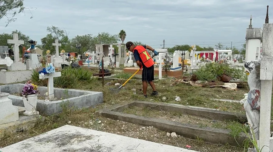 rehabilitan-panteones-municipales Trabajos de limpieza y mantenimiento en panteones municipales de Reynosa
