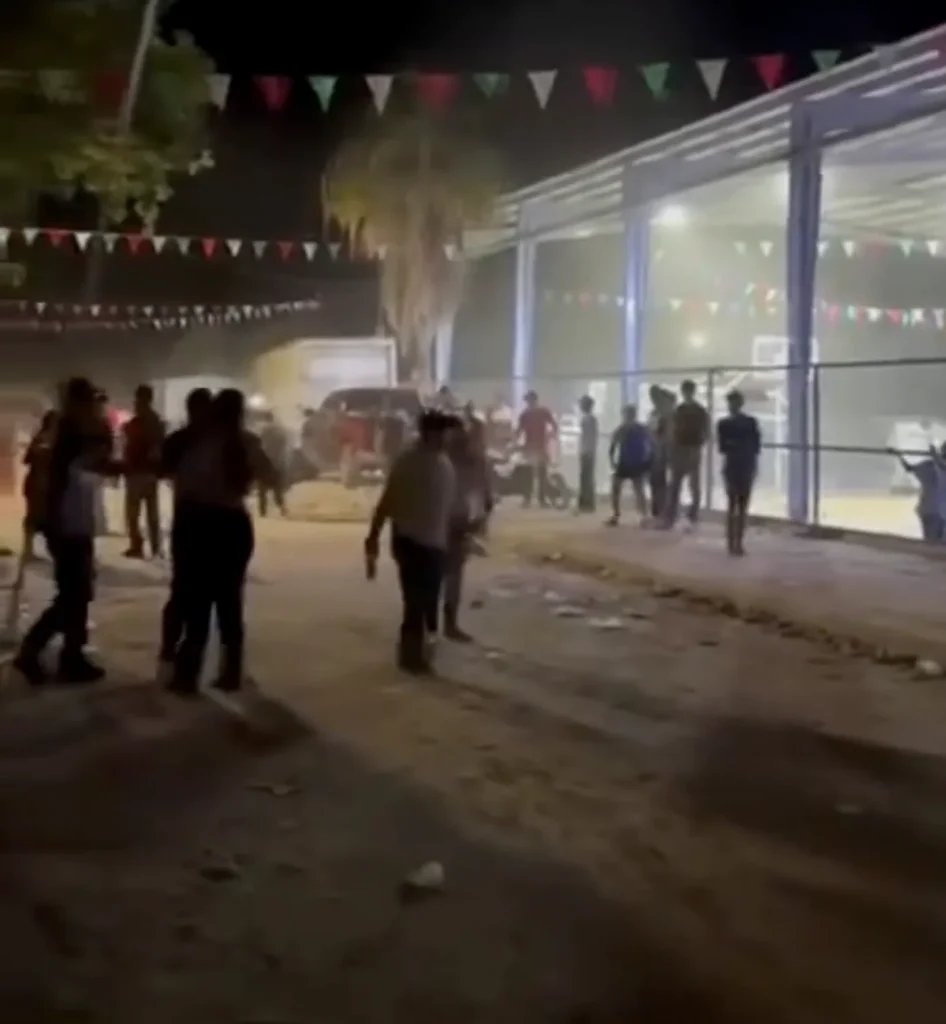Riña con machetes en festejos del Día del Pescador en Sinaloa; hay 6 lesionados 3 rina con machetes ahome 04