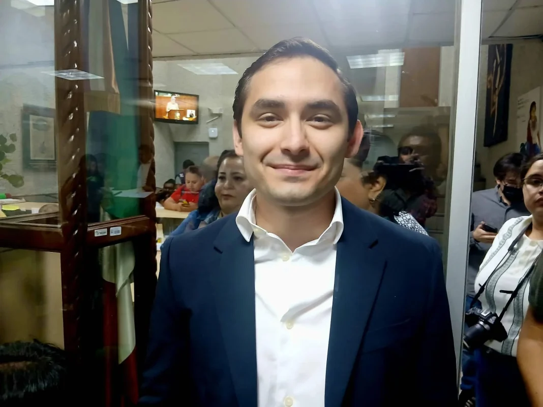 rodrigo-montemayor-bancada-independiente Aprueba Congreso que exmorenista Rodrigo Montemayor forme