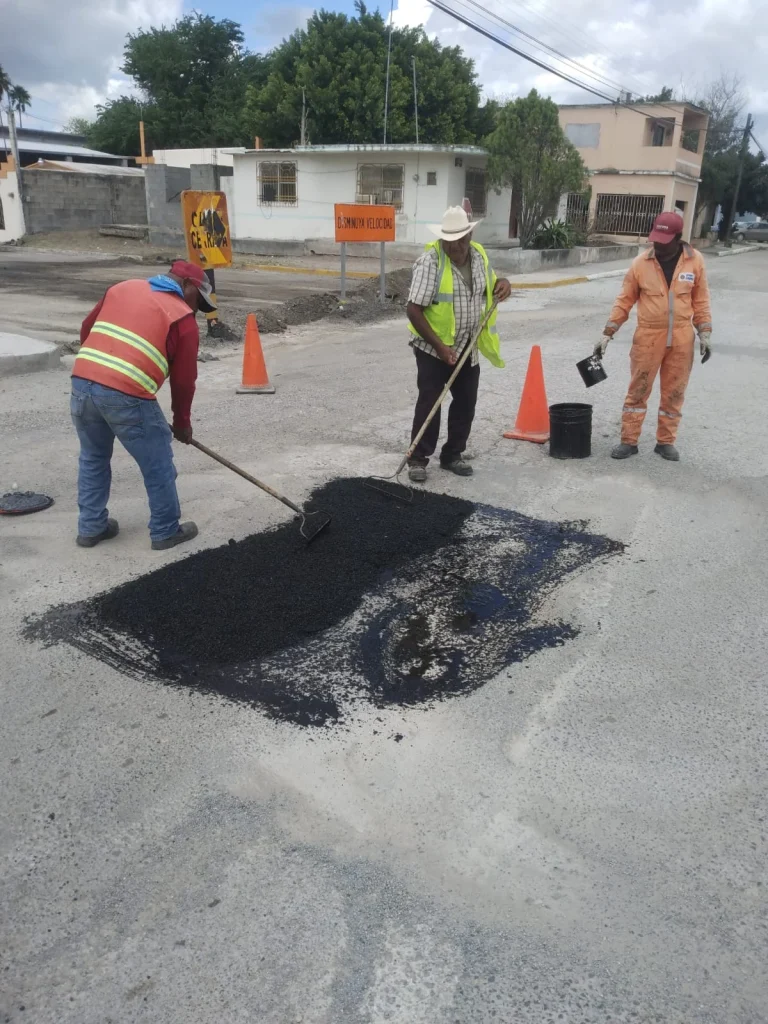 Realiza San Fernando trabajos de bacheo en la zona centro 1 Realiza San Fernando trabajos de bacheo en la zona centro