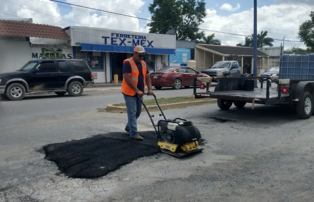 san fernando 15Oct Realiza San Fernando trabajos de bacheo en la zona centro