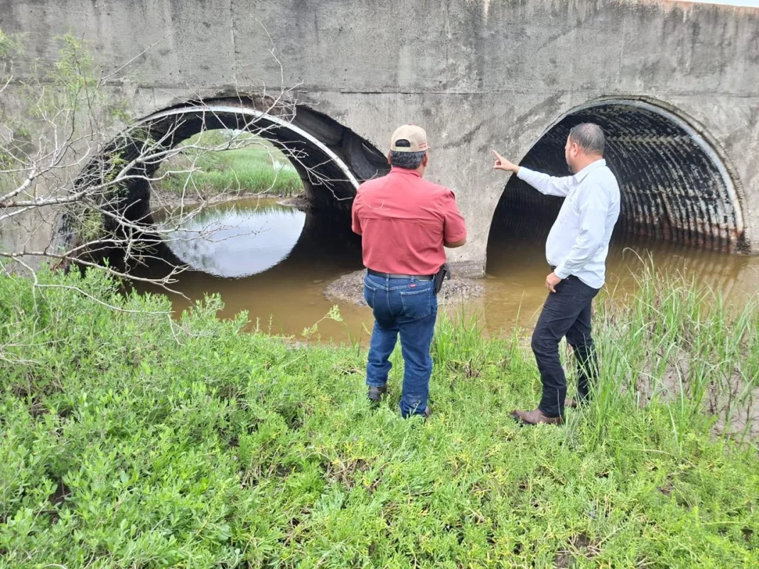 san-fernando-asentamiento San Fernando inspecciona asentamiento en puente del ejido Vergeles