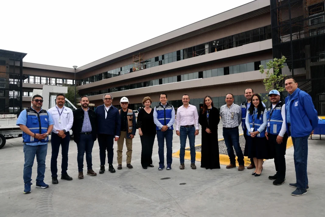 san-nicolas-crece-4 San Nicolás crece con nueva plaza comercial en Casa Blanca