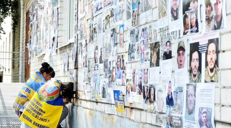 soldados-fallecidos intercambio Proceso de intercambio de soldados fallecidos en la frontera entre Ucrania y Bielorrusia.