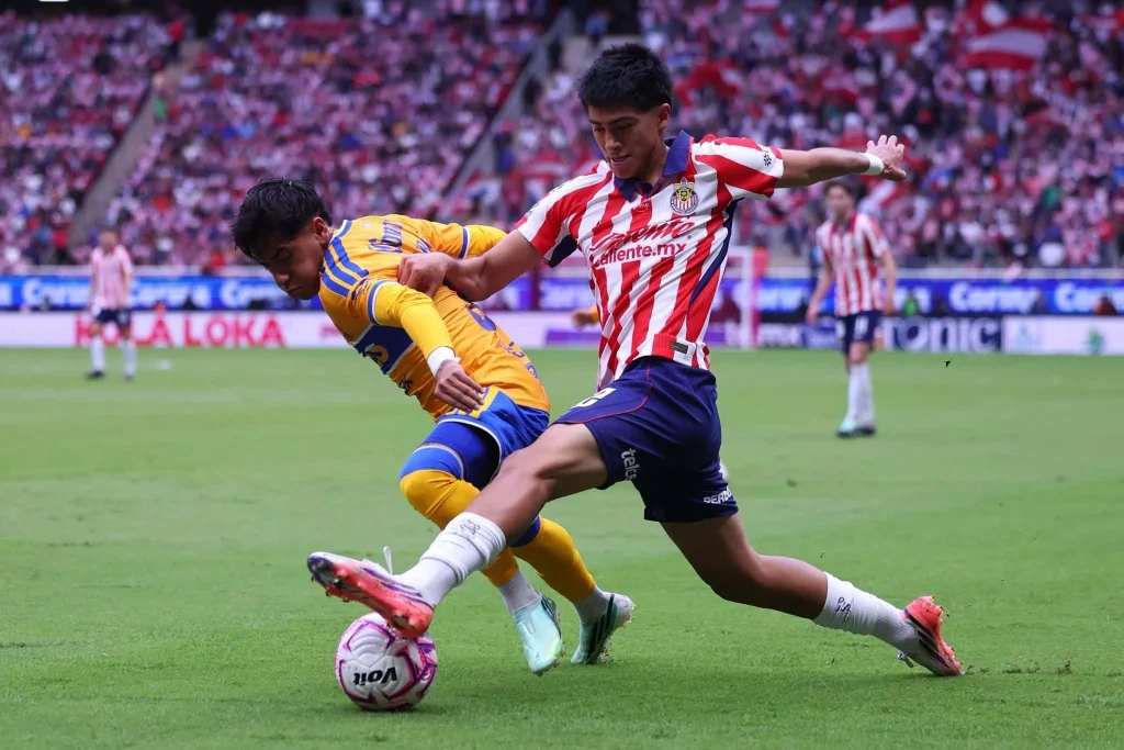 Tigres empata Chivas con 10 jugadores 3 tigres empata chivas 5