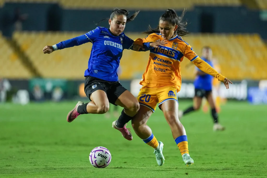 Tigres Femenil vence a Querétaro y asegura su boleto a la Liguilla 12 Tigres Femenil celebra la victoria y su pase a la Liguilla del Apertura 2026.