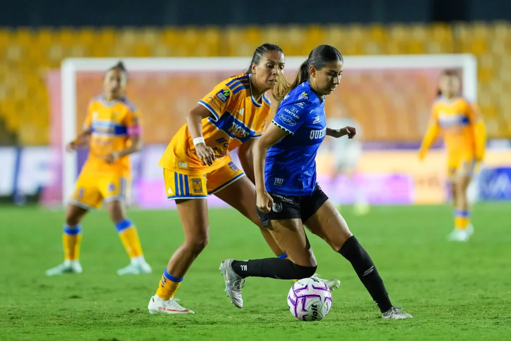 Tigres Femenil vence a Querétaro y asegura su boleto a la Liguilla 9 Tigres Femenil celebra la victoria y su pase a la Liguilla del Apertura 2026.
