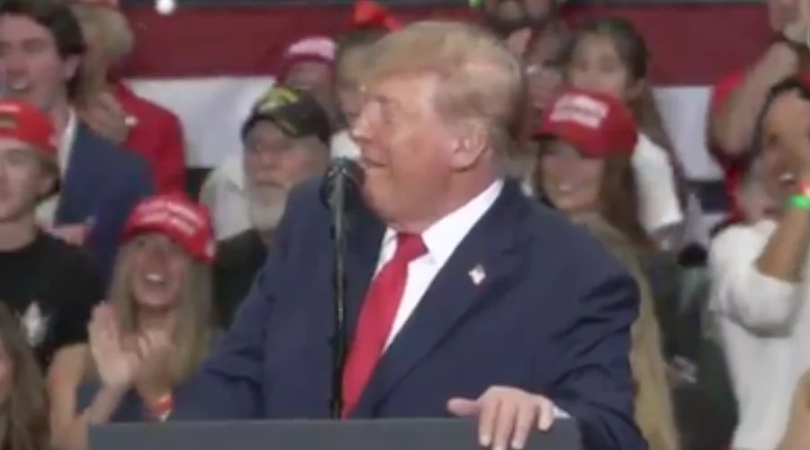 trump-lanza-piropo-nicki-minaj